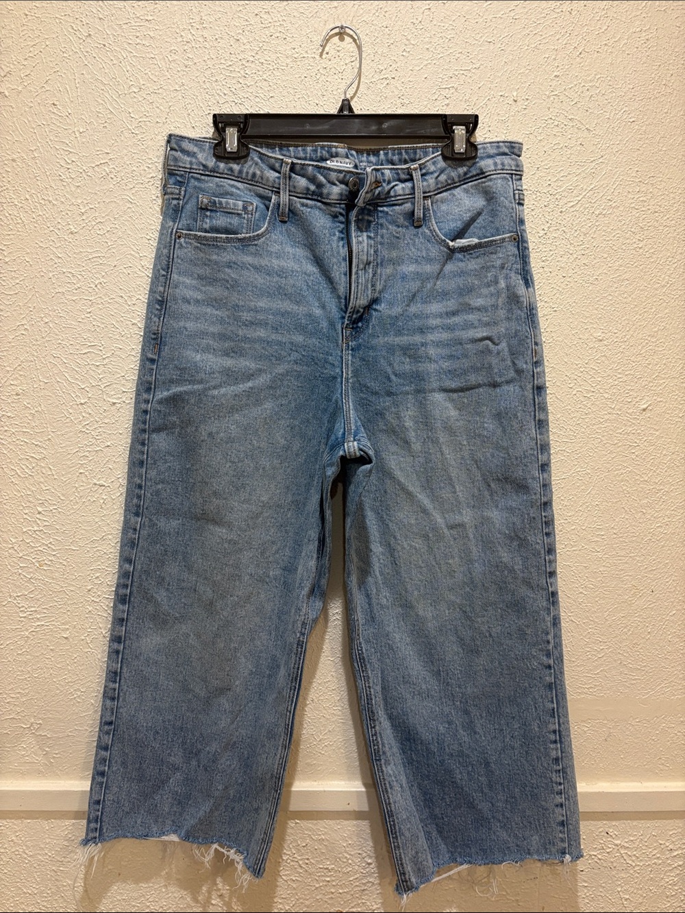 Old Navy Light Blue Wide-Leg Cropped Jeans